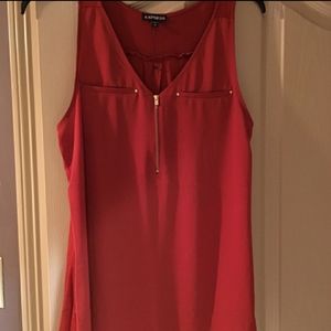 Express zip up tank Medium